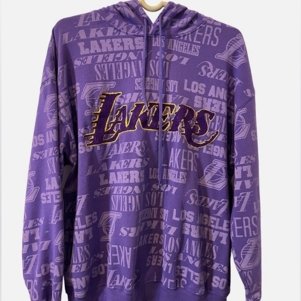 🏀 NBA Official Lakers Embroidered Logo Pullover Sweatshirt Hoodie